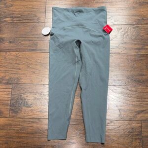 SPANX Women’s  High-Waist Leggings in Hazy Gray size medium booty boost new nwt!